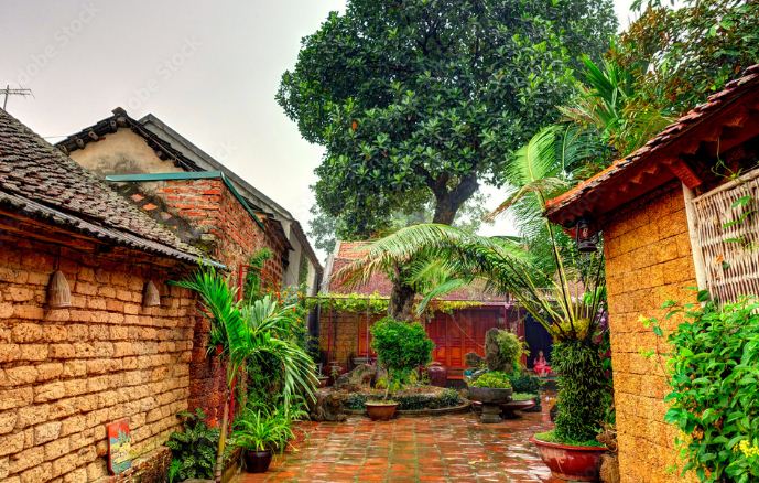 Duong-Lam-ancient-village-Hanoi-Vietnam-4